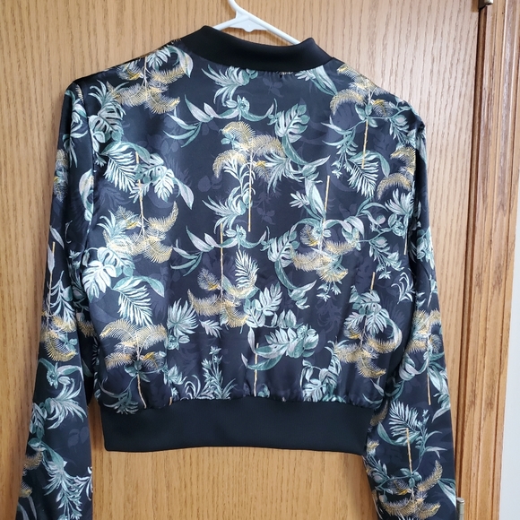 V.S. Floral Bomber Jacket - Picture 5 of 7